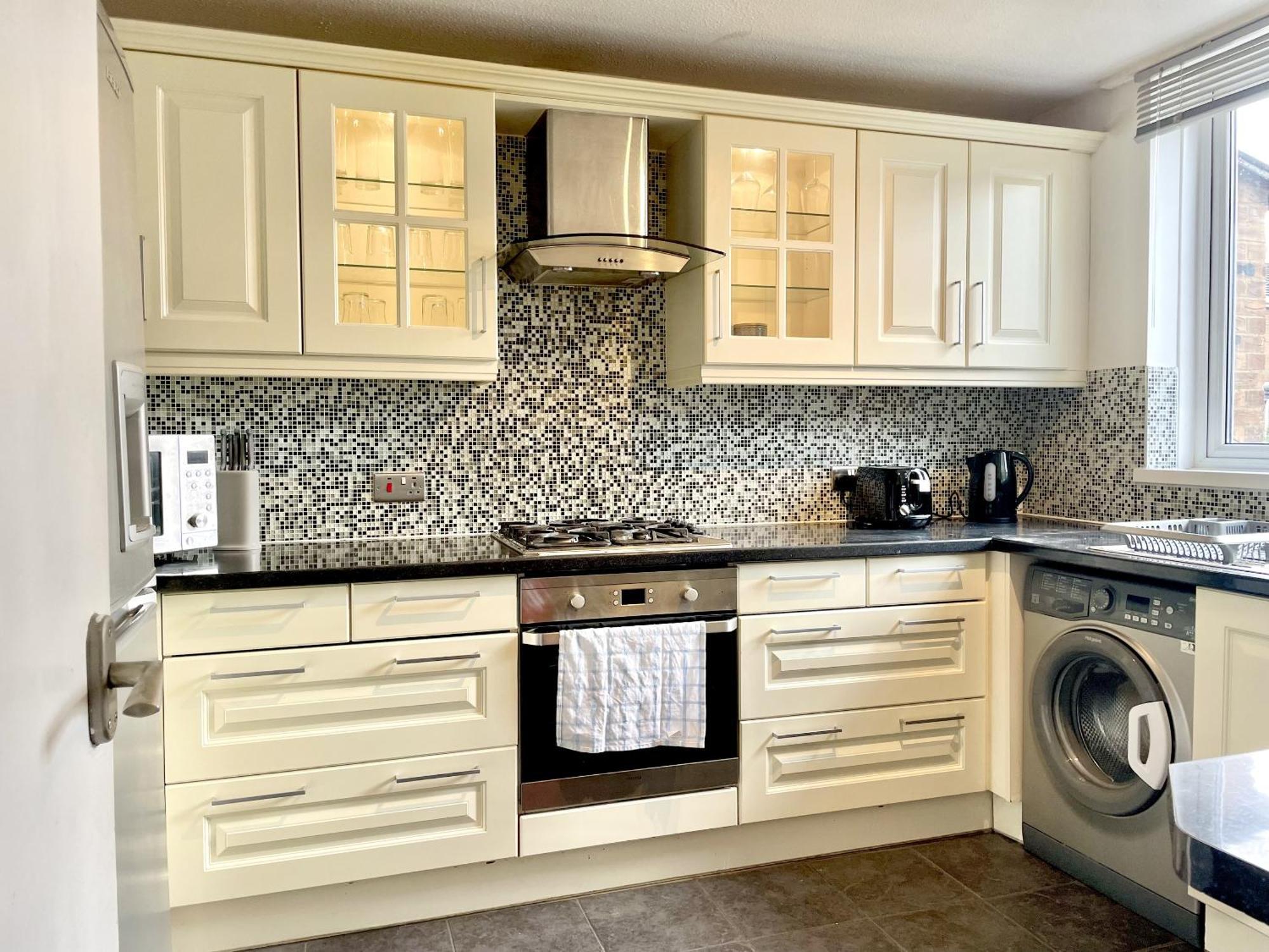 The Hk House - Family Friendly Near To Blenheim Palace & Oxford City Centre Villa คิดลิงตัน ภายนอก รูปภาพ